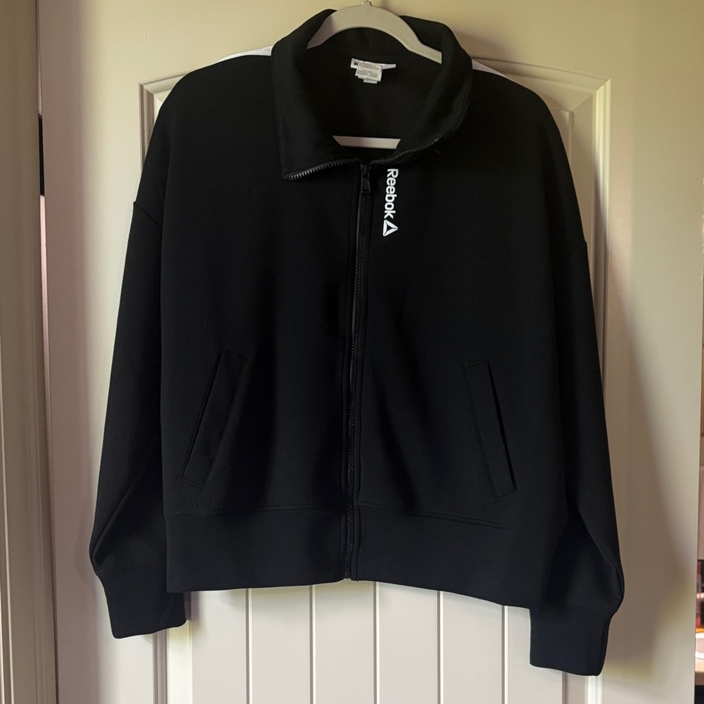 Boxy Reebok Jacket